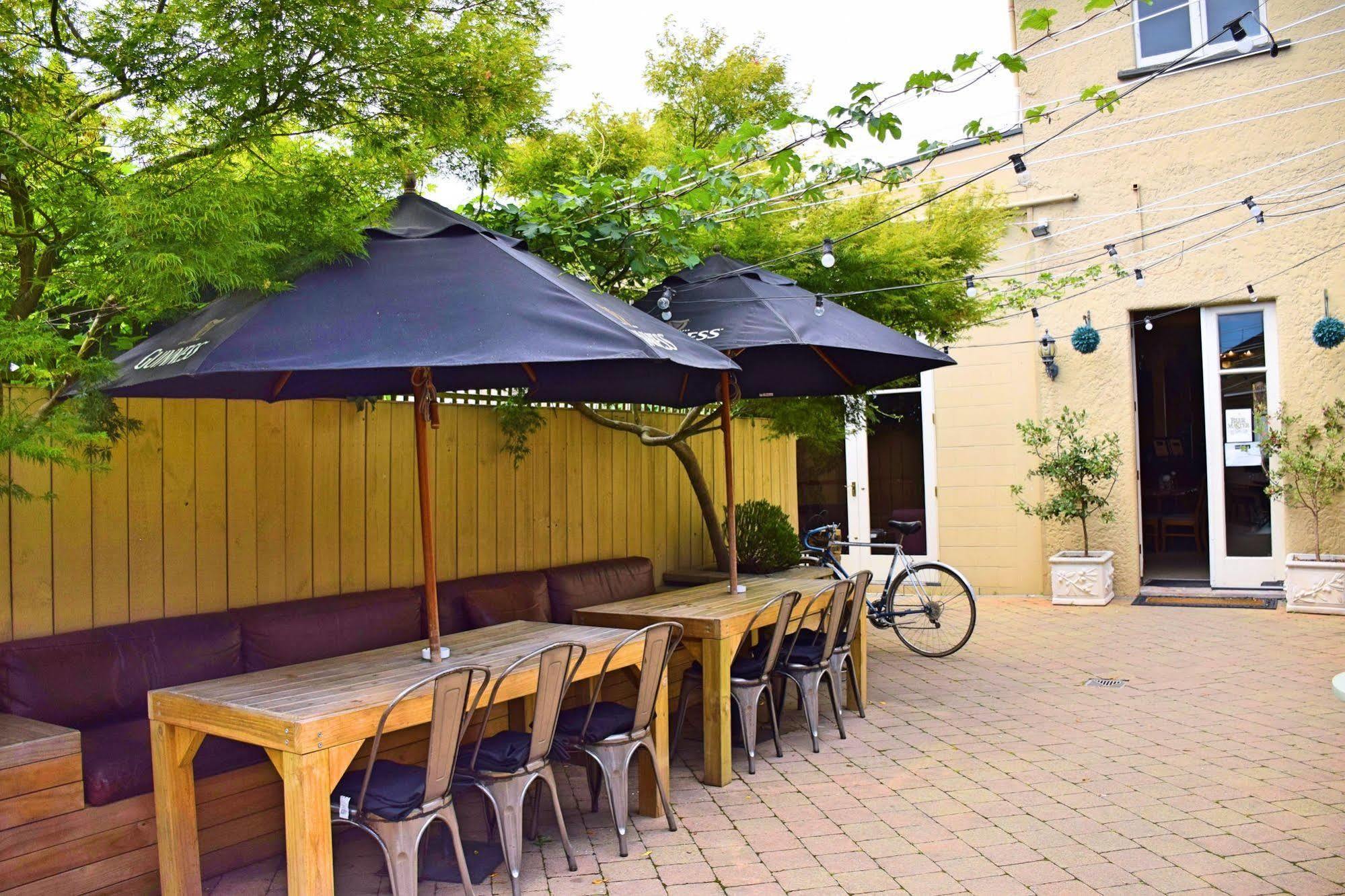The Prince Albert Backpackers & Bar Nelson Exteriér fotografie