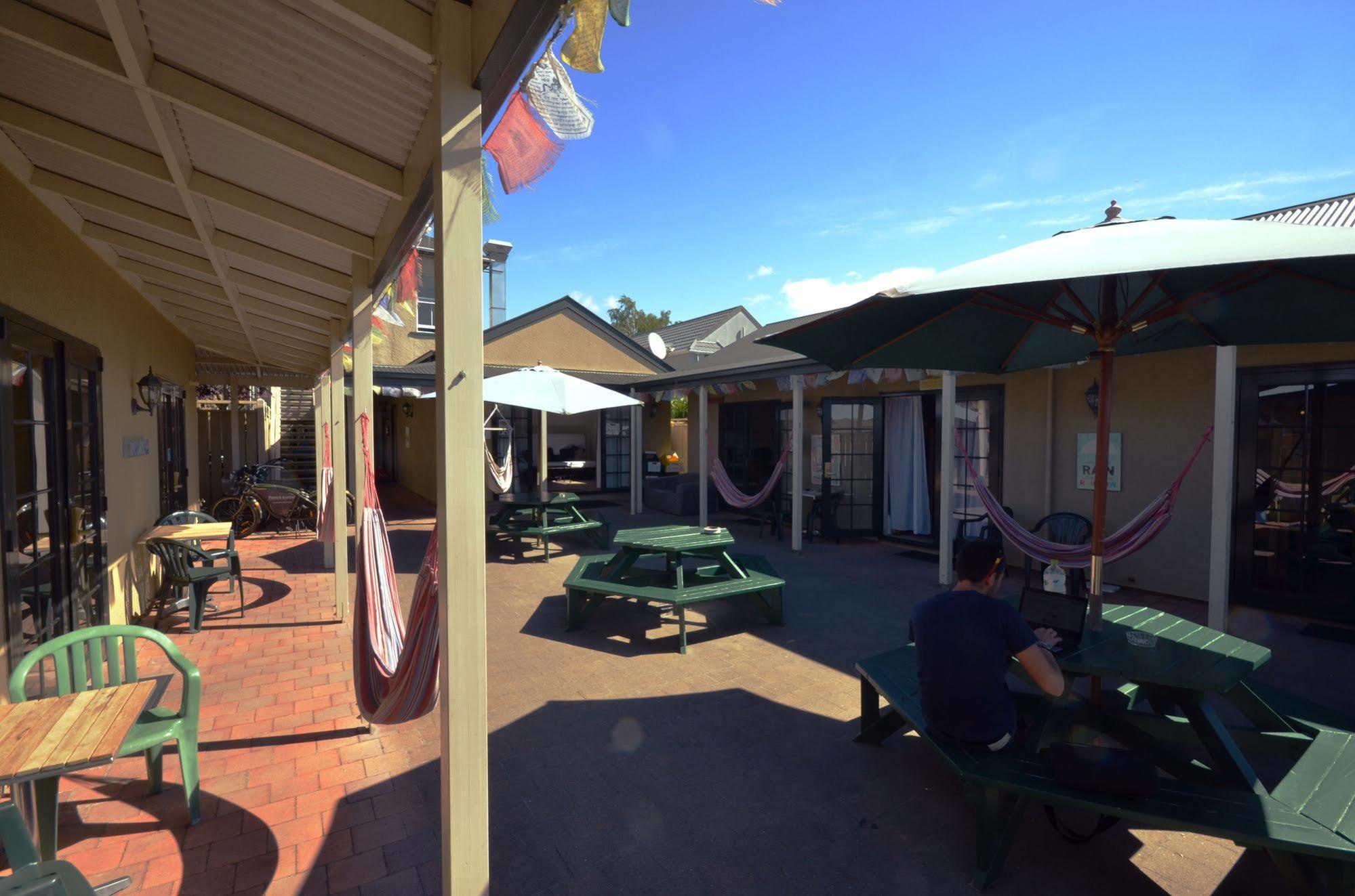 The Prince Albert Backpackers & Bar Nelson Exteriér fotografie