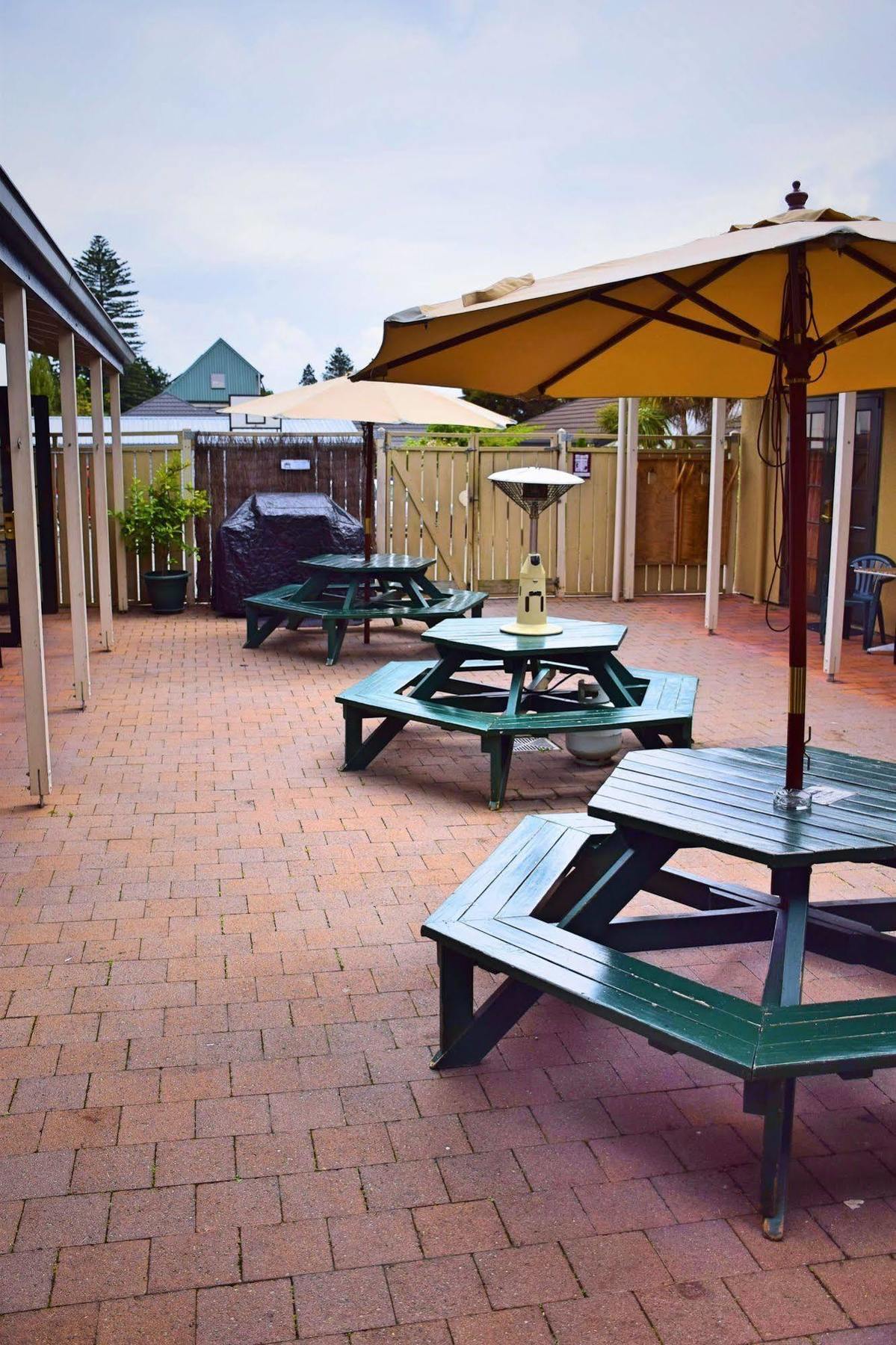 The Prince Albert Backpackers & Bar Nelson Exteriér fotografie